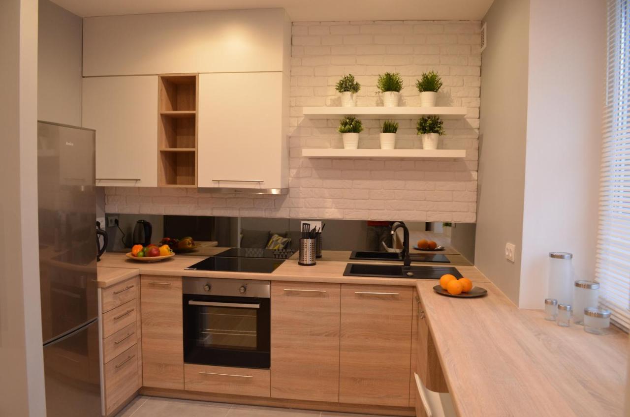 Apartament Sztokholm เบียวิสตอก ภายนอก รูปภาพ