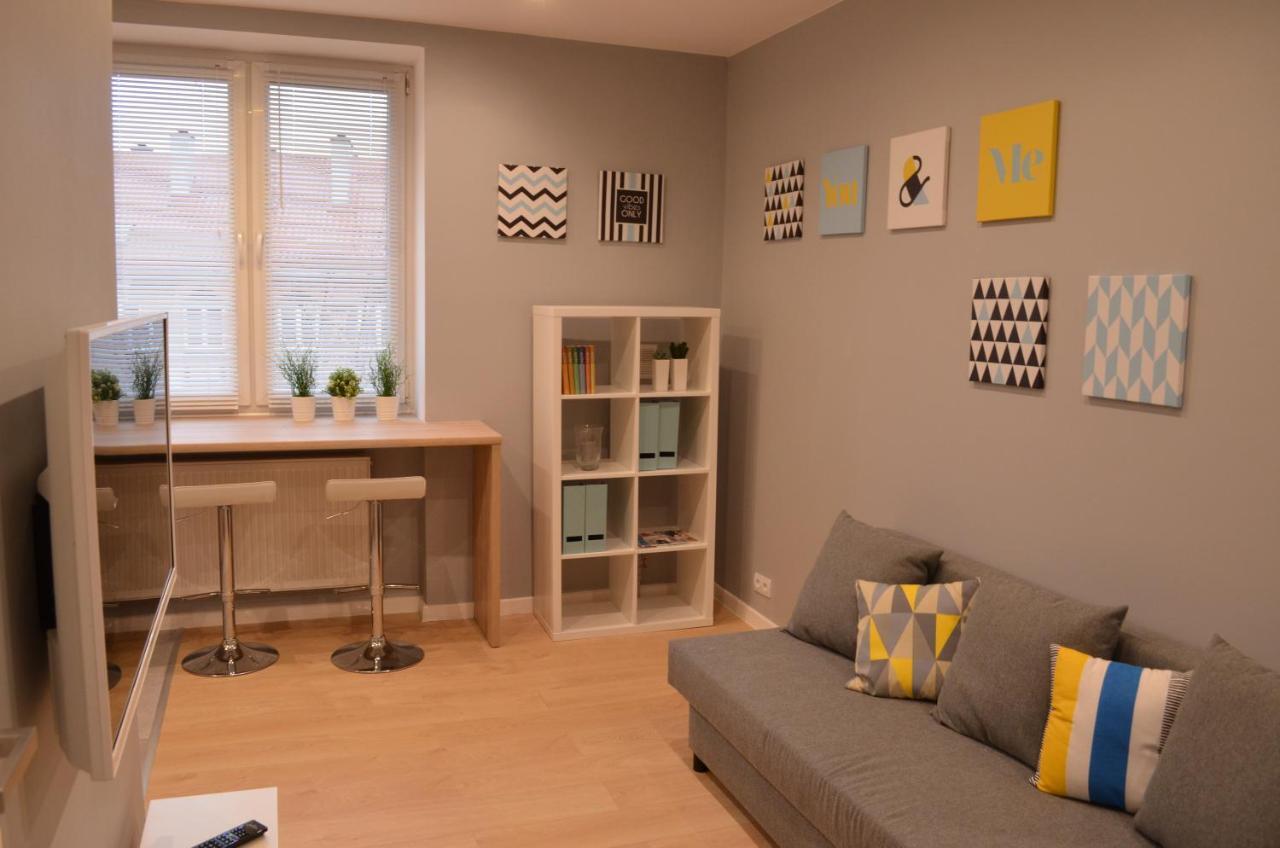 Apartament Sztokholm เบียวิสตอก ภายนอก รูปภาพ